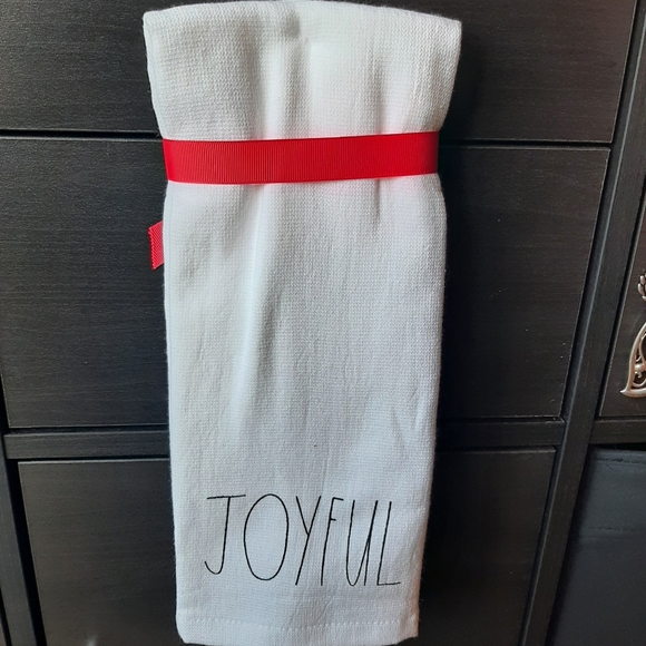 Rae Dunn kitchen towels holiday theme - Picture 2 of 3